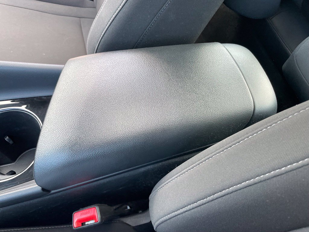 Used 2025 Hyundai Elantra SEL FWD image 39