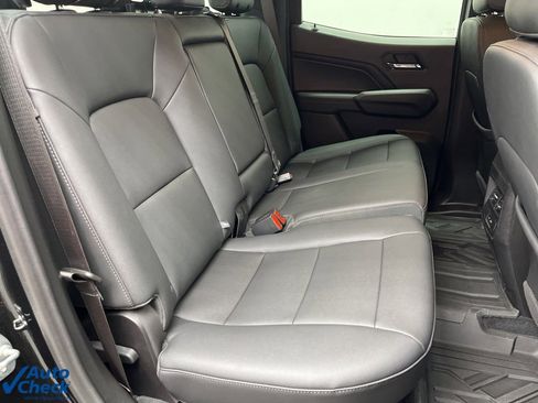 Used 2025 GMC Canyon Elevation w/ Convenience Package image 21