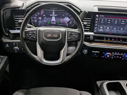 Used 2024 GMC Sierra 1500 Elevation AWD/4WD image 6