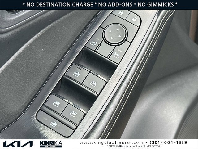 Used 2025 Nissan Rogue SV AWD/4WD image 20