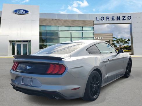 Used 2020 Ford Mustang Premium image 5