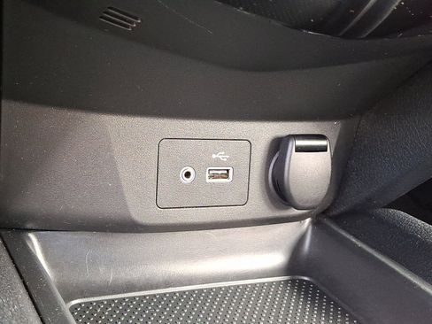 Used 2022 Nissan Rogue Sport S image 22