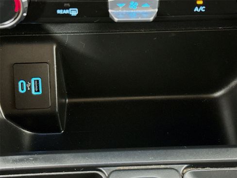 Used 2024 Ford F150 XLT w/ Mobile Office Package image 13