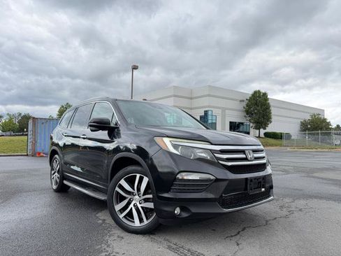 Used 2016 Honda Pilot Touring image 2