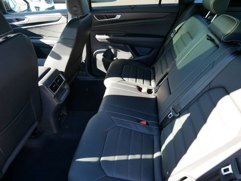 New 2026 Volkswagen Atlas Cross Sport SEL R-Line AWD/4WD image 8