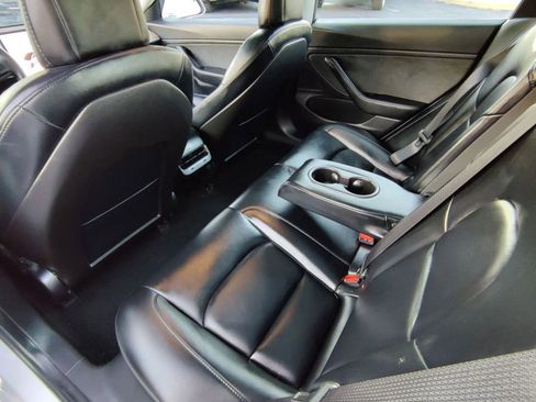 Used 2020 Tesla Model 3 Long Range image 22