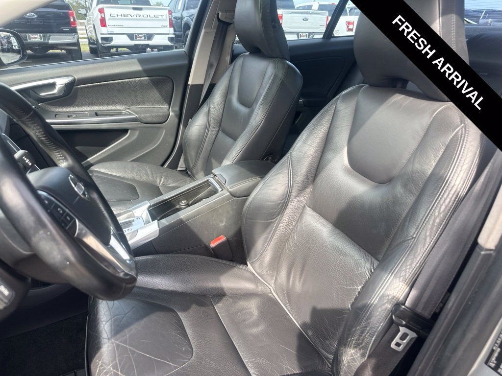 Used 2011 Volvo S60 T6 AWD/4WD image 12