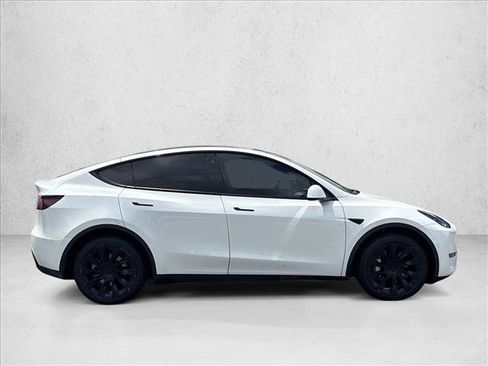 Used 2023 Tesla Model Y Long Range AWD/4WD image 4