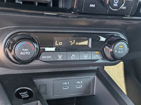 New 2026 Nissan Kicks SV image 13