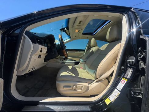 Used 2013 Lexus ES 300h w/ Luxury Pkg FWD image 21