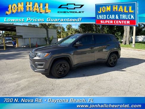 Used 2017 Jeep Compass Sport FWD image 2