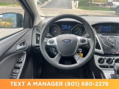 Used 2014 Ford Focus SE FWD image 16