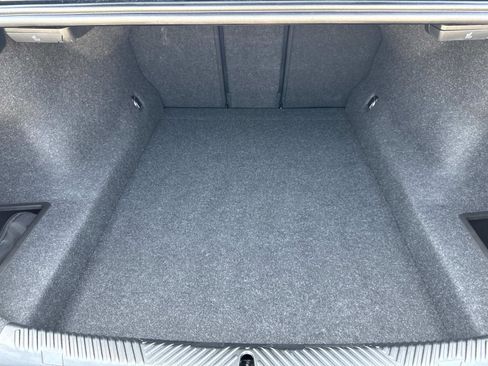 Used 2025 BMW 530i image 7