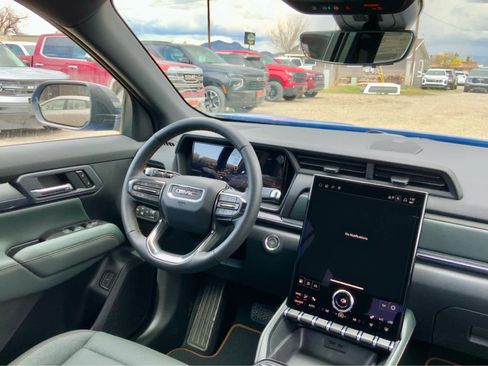 New 2026 GMC Terrain AT4 w/ Technology Package II image 35