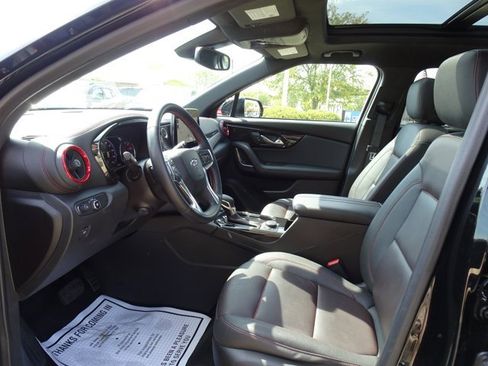 Certified 2023 Chevrolet Blazer RS w/ Enhanced Convenience Package image 8