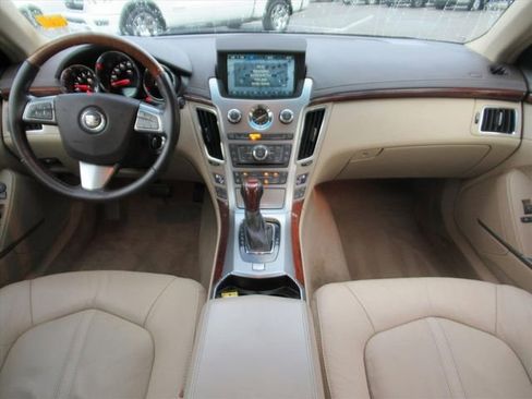 Used 2011 Cadillac CTS Premium image 11