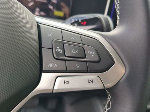 New 2026 Volkswagen Tiguan SE image 28