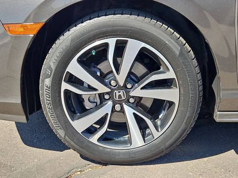 Used 2018 Honda Odyssey Elite image 10
