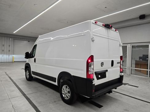 Used 2024 RAM ProMaster 3500 w/ Quick Order Package 22G SLT image 4