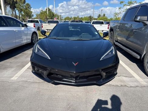 Used 2020 Chevrolet Corvette Stingray Coupe w/ 1LT image 2