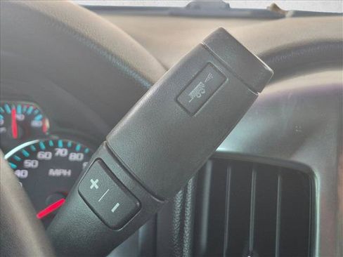 Used 2017 Chevrolet Silverado 1500 LT w/ Texas Edition RWD image 10