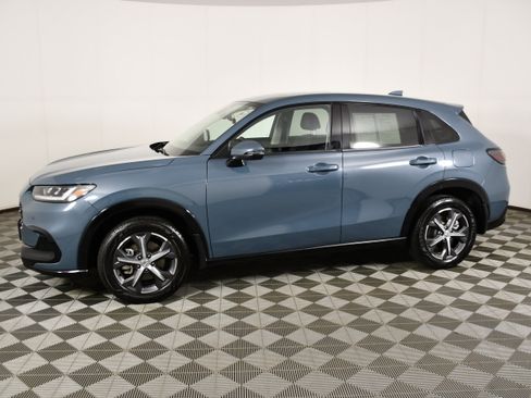 Certified 2024 Honda HR-V EX-L image 9