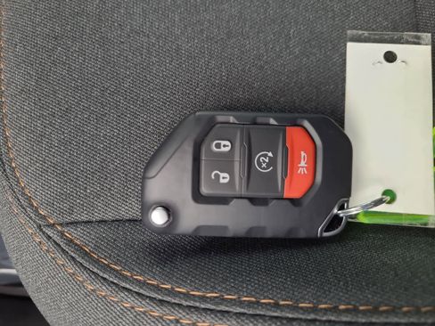 New 2026 Jeep Wrangler Unlimited Sport image 28