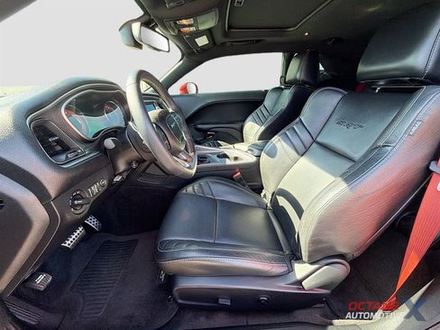 Used 2016 Dodge Challenger SRT Hellcat RWD image 22
