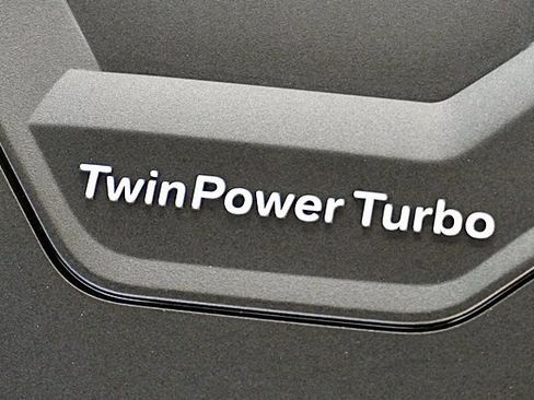 Used 2023 BMW 430i Coupe w/ M Sport Package image 40