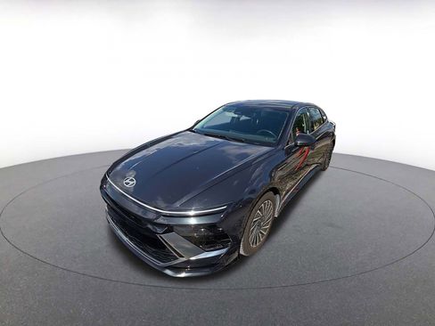 Used 2025 Hyundai Sonata SEL image 3