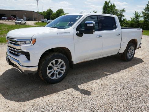 New 2026 Chevrolet Silverado 1500 LTZ w/ LTZ Premium Package AWD/4WD image 8