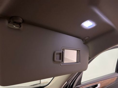 Used 2024 Volkswagen Atlas SE image 61