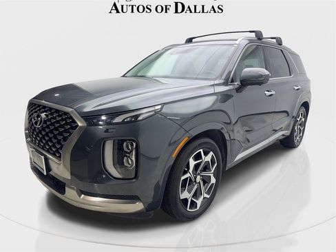Used 2022 Hyundai Palisade Calligraphy image 2