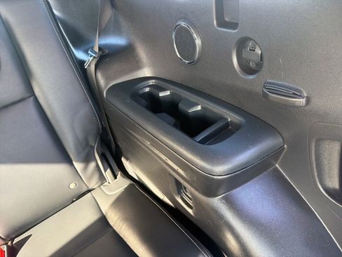 Used 2019 Subaru Ascent Limited image 20