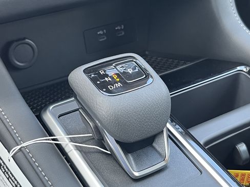 New 2026 Nissan Pathfinder SV AWD/4WD image 32
