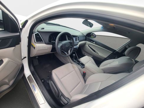 Used 2018 Hyundai Tucson SE FWD image 9
