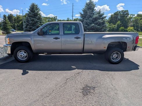 Used 2014 Chevrolet Silverado 3500 W/T AWD/4WD image 6