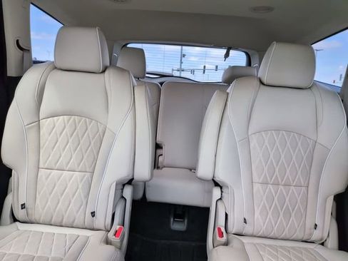 Certified 2023 Buick Enclave Avenir w/ Avenir Technology Package AWD/4WD image 24