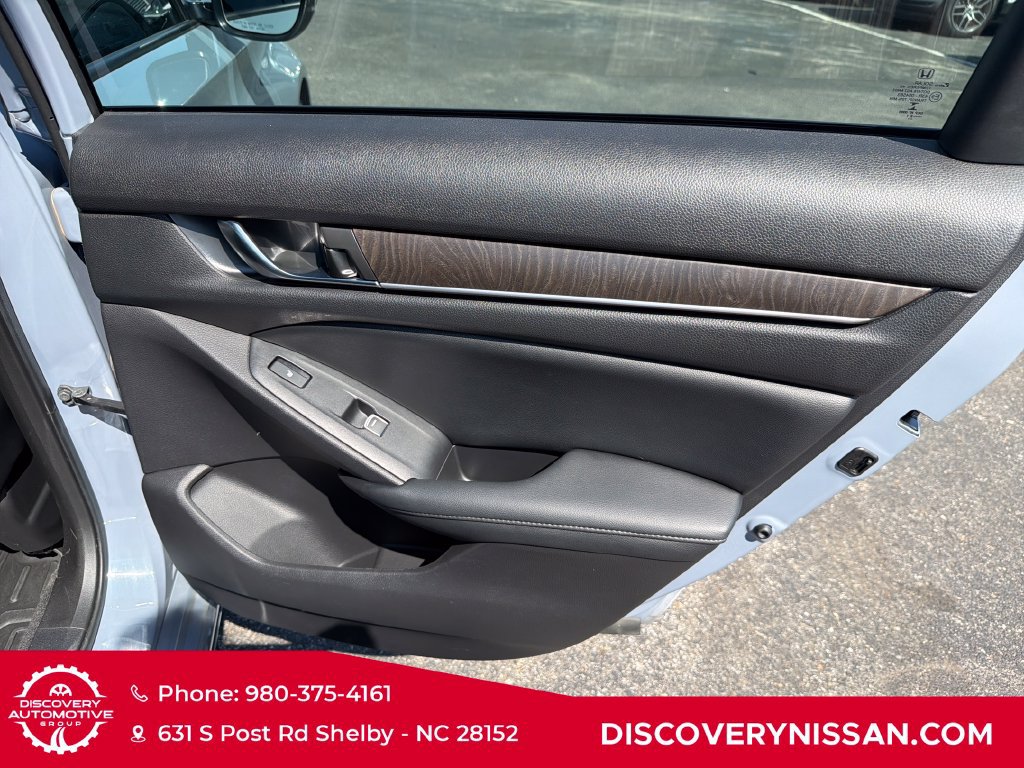 Used 2021 Honda Accord Touring image 38