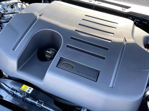 New 2026 Land Rover Defender 110 X AWD/4WD image 19