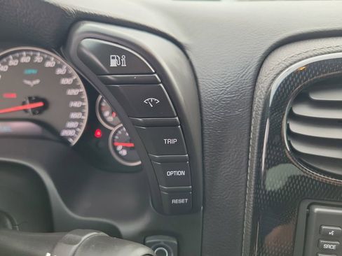 Used 2008 Chevrolet Corvette Z06 w/ Preferred Equipment Group image 7