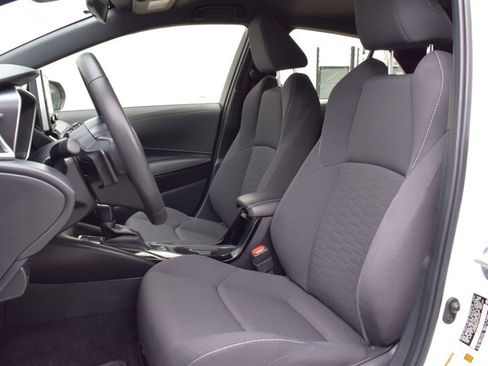 Used 2021 Toyota Corolla SE FWD image 11