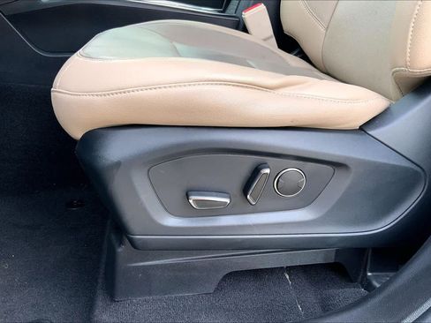 Used 2020 Ford Explorer Limited RWD image 32