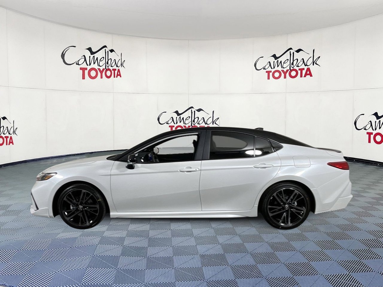 New 2026 Toyota Camry XSE FWD image 5