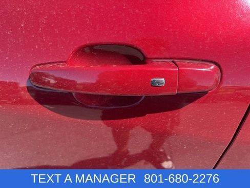 Used 2019 Chevrolet Equinox LT AWD/4WD image 10
