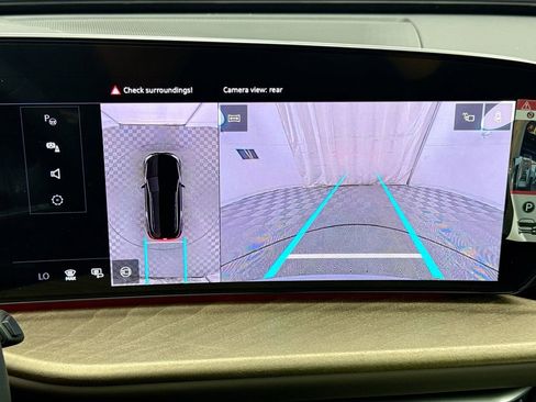 Used 2025 Audi Q5 Premium Plus w/ Premium Plus image 15