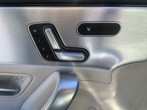 Used 2019 Mercedes-Benz A 220 A 220 image 9