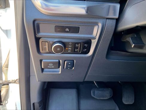 Used 2025 Ford F150 Lariat w/ Equipment Group 501A Mid AWD/4WD image 32