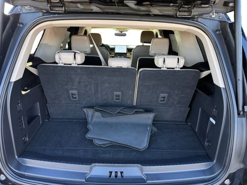 Certified 2022 Ford Expedition Limited AWD/4WD image 17