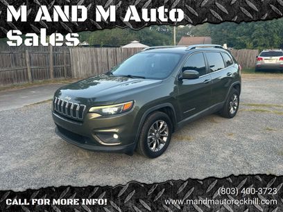 Used 2019 Jeep Cherokee Latitude Plus w/ Comfort/Convenience Group